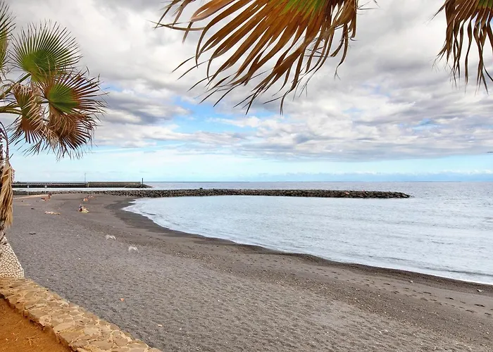 Beach Front Apartment Puertito